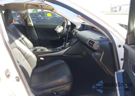 2016 Lexus Is 200T из США, поврежденный, VIN JTHBA1D20G5017609